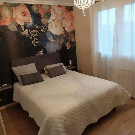 De Charme Avec Piscine Villa