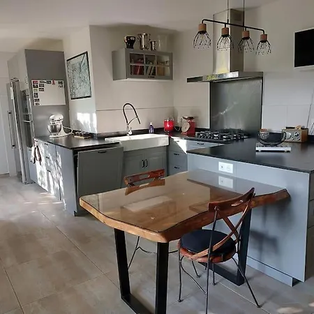 De Charme Avec Piscine Villa