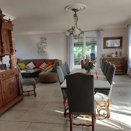 De Charme Avec Piscine *