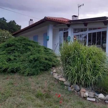 Villa De Charme Avec Piscine